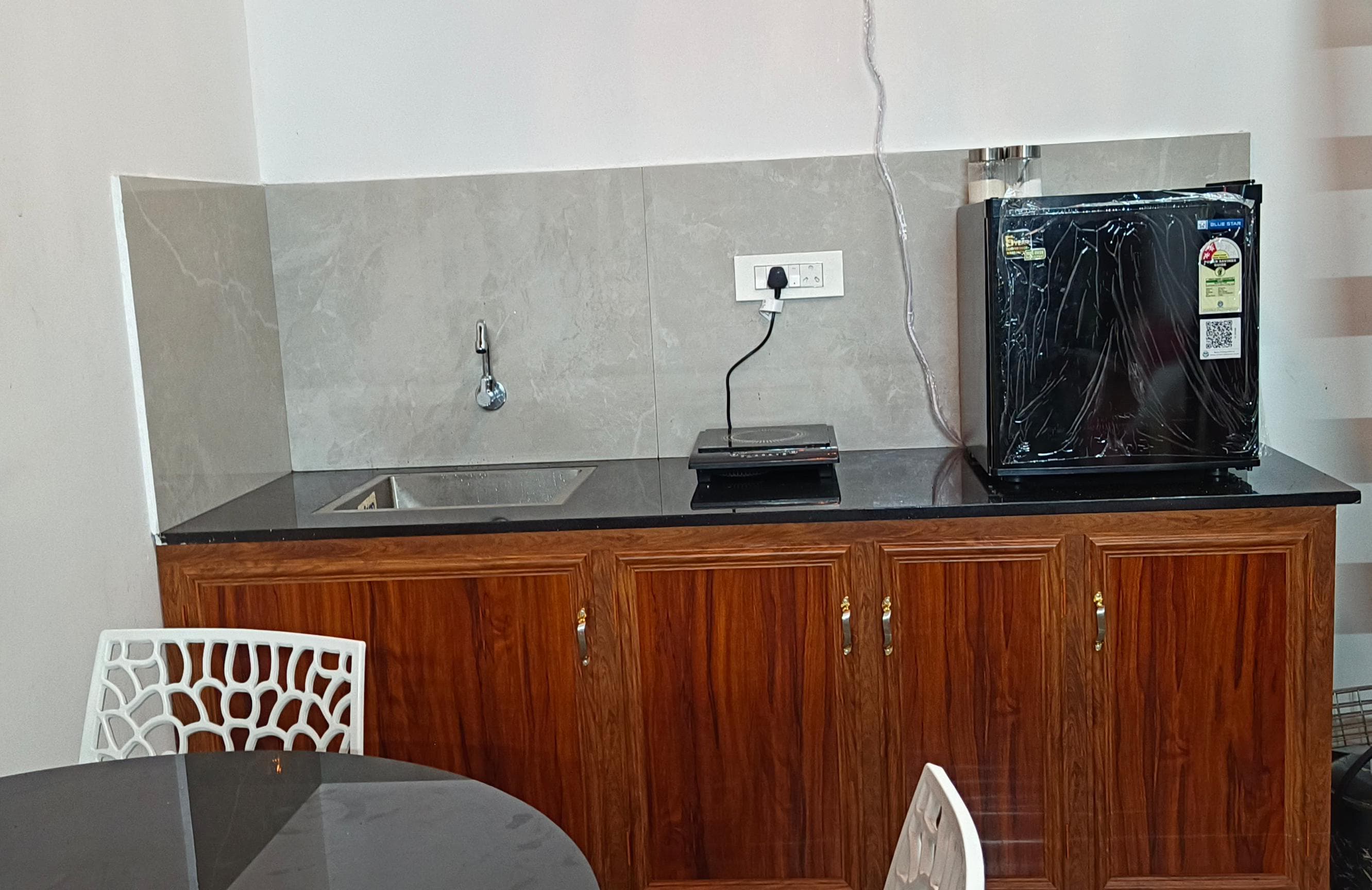 Modern kitchen, Oakwood Oasis